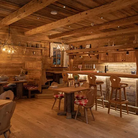 K-apart & Boardinghouse ヒュルト